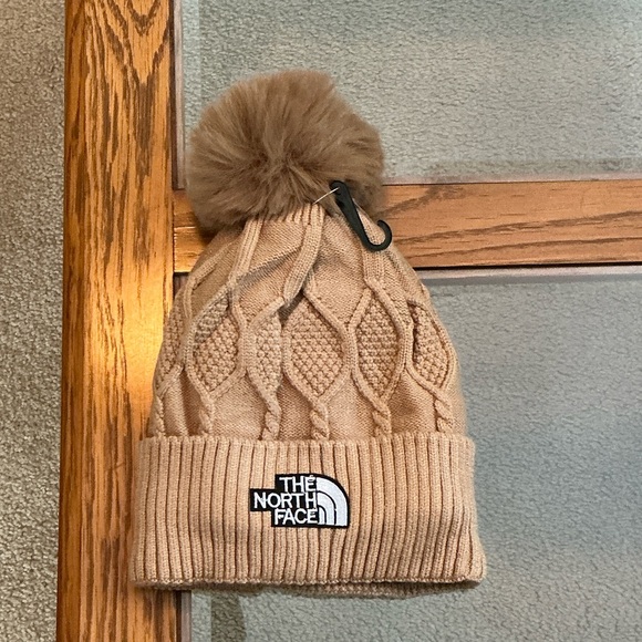 The North Face woman fleece lined Knit Beanie with Pom-Pom - Picture 2 of 5